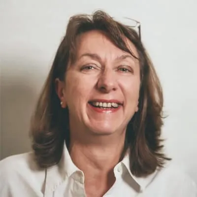 Krisztina Hirth